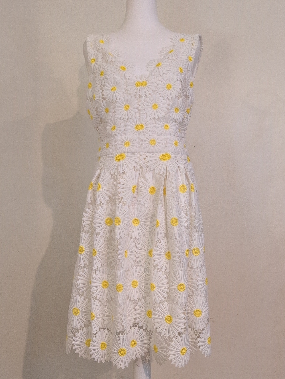 Boston Proper Embroidered Floral Midi Dress In White And Yellow Size 10